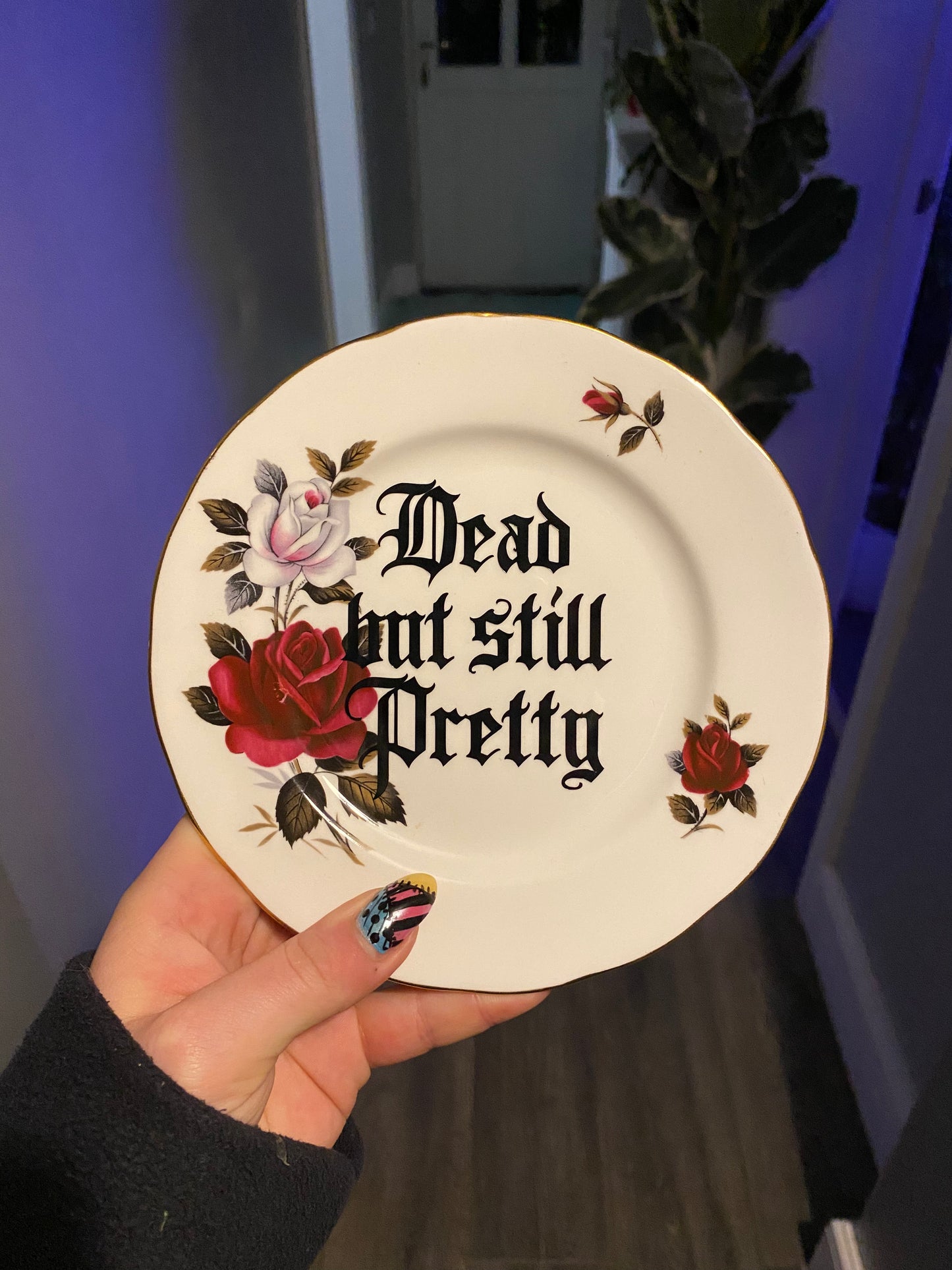 Dead but still pretty